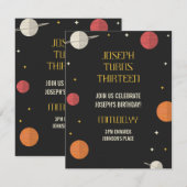 Moderne schwarz-gelbe Sterne und Planeten Geburtst Einladung (Vorne/Hinten)