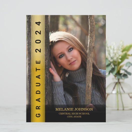 Moderne Schwarz-Gold-Abschluss-Einladung Einladung (Stehend Vorderseite)