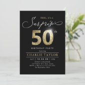 Moderne schwarz-goldene Erwachsene überraschen 50. Einladung (Stehend Vorderseite)