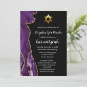 Moderne Schwarz Lila und Gold Bar Mitzvah Einladung (Stehend Vorderseite)