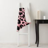 Moderne Schwarz-Rosa Kuh Haut Textur Tier drucken Sherpadecke (Beispiel)
