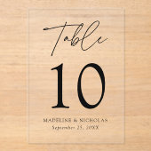 Moderne Schwarz-Script-Tischnummer Acryleinladungen (Vorderseite)