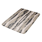 Moderne Schwarz-Weiß-Badewanne mit Badewanne Badematte (Schrägansicht)