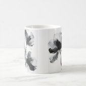 Moderne Schwarz-Weiß-Blumenkunst Kaffeetasse (Mittel)