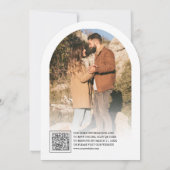Moderne Schwarz-Weiß-Bogen-Foto-QR-Code-Hochzeit Einladung (Rückseite)