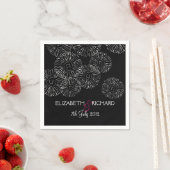 Moderne Schwarz-Weiß-Boho-Chic-Gänseblümchen-Hochz Serviette (Beispiel)