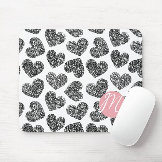 Moderne Schwarz-Weiß-Doodle-Herzen Mit Monogramm Mousepad (Mit Mouse)