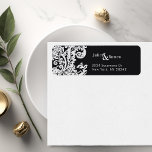 Moderne Schwarz-Weiß-Elegante Damask<br><div class="desc">Mit zeitlosem und elegantem Design schaffen Sie einen bleibenden Eindruck. Klassische Schwarz-Weiß-Farben mit Blumendach sind perfekt für die moderne Braut und den Bräutigam, die eine wunderschöne und unvergessliche Hochzeit gewollt haben. Die Kollektion Moderner Schwarz-Weiß-Elegant Damask bietet alles, was Sie für eine atemberaubende Schwarz-Weiß-Hochzeit benötigen. Stöbern Sie bei Einladungen, Karten, Schildern,...</div>