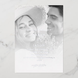 Moderne Schwarz-Weiß-Foto-Hochzeit 7 vertikal  Folieneinladung