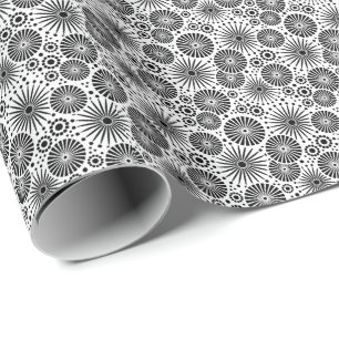 Moderne Schwarz-Weiß-Geometrische Blumen-Sonnenstr Geschenkpapier