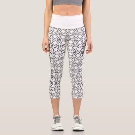 Moderne Schwarz-Weiß-Geometrische Dreiecks-Muster Capri Leggings