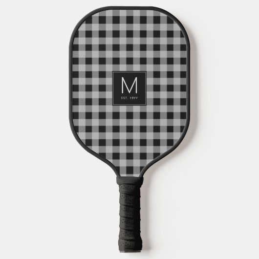 Moderne Schwarz-Weiß-Gingham-Monogramm Etabliert Pickleball Schläger (Vorderseite)