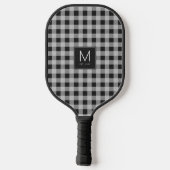 Moderne Schwarz-Weiß-Gingham-Monogramm Etabliert Pickleball Schläger (Rückseite)