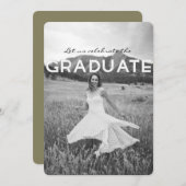 Moderne Schwarz-Weiß-Graduiertenparty lädt ein Einladung (Vorne/Hinten)