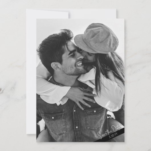 Moderne Schwarz-Weiß-Hochzeit rettet das Datum Einladung (Rückseite)