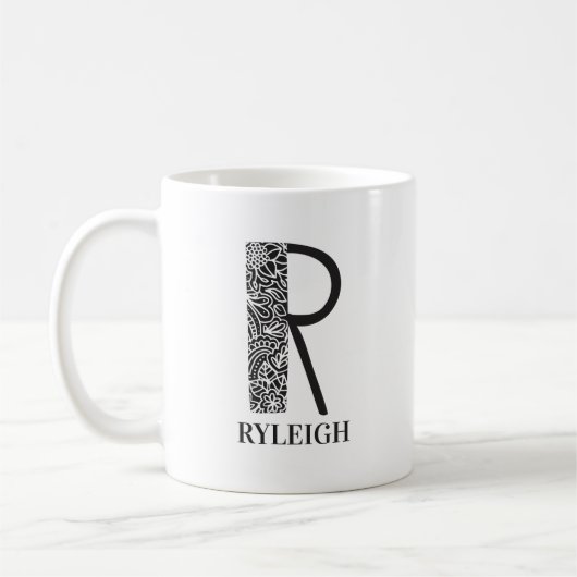 Moderne Schwarz-Weiß-Initial R und Name Kaffeetasse (Links)