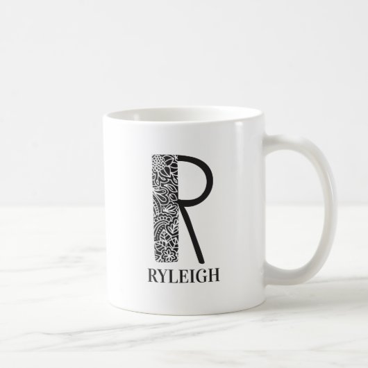 Moderne Schwarz-Weiß-Initial R und Name Kaffeetasse (Rechts)
