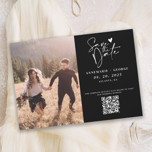 Moderne Schwarz Weiß Kalligrafie Foto QR Code Save The Date