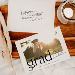 Moderne Schwarz-Weiß-Klasse 2024 Abschluss Ankündigung