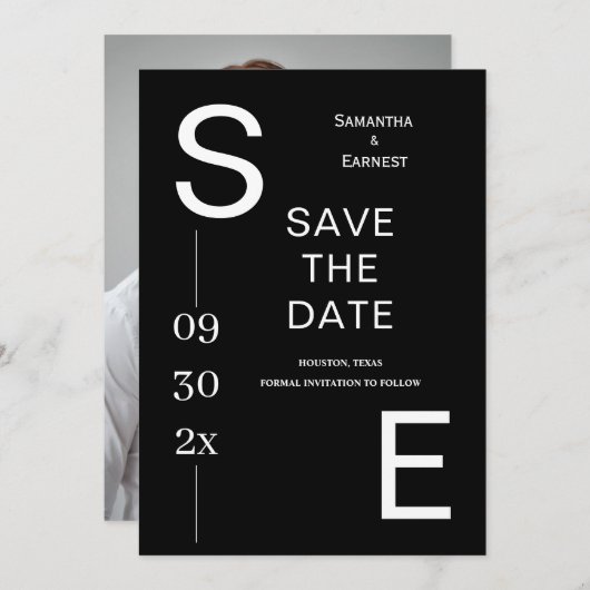 Moderne Schwarz-Weiß-Minimal-Monogramm-Hochzeit Save The Date (Vorne/Hinten)