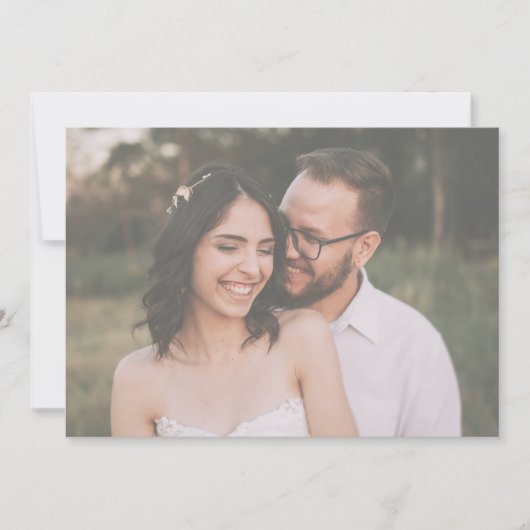 Moderne Schwarz-Weiß-Minimalistische Skripthochzei Save The Date (Vorderseite)