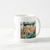 Moderne Schwarz/Weiß Mommy Mama Bruh Kaffeetasse (VorderseiteRechts)