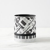 Moderne Schwarz-Weiß-Musikinstrumente Muster m Tasse (Zentrum)