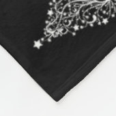 Moderne Schwarz-Weiß-Plätze mit Weihnachtsbäumen Fleecedecke (Ecke)