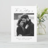 Moderne Schwarz-Weiß-QR-Foto-Hochzeit Einladung (Stehend Vorderseite)