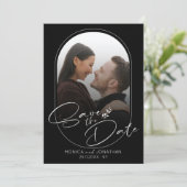 Moderne Schwarz-Weiß-Script-Foto-Hochzeit Save The Date (Stehend Vorderseite)