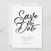 Moderne Schwarz-Weiß-Script-Hochzeit Save The Date (Vorderseite)