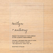 Moderne Schwarz-Weiß-Skripte Minimalistische Hochz Acryleinladungen (Vorderseite)