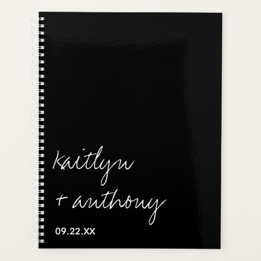 Moderne Schwarz-Weiß-Skripte Minimalistische Hochz Planer (Vorderseite)