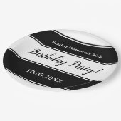 Moderne Schwarz-Weiß Streifen Elegant Geburtstag Pappteller (Schrägansicht)