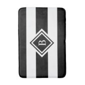 Moderne Schwarz-Weiß-Streifen Mit Monogramm Badematte (Vorderseite Vertikal)