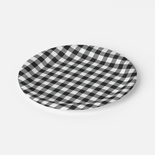 Moderne Schwarz-weiße Buffalo-Karos Pappteller (Schrägansicht)