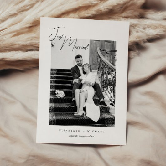 Moderne Schwarz-weiße Elopement-Hochzeit Ankündigung