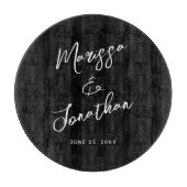 Moderne Schwarz-weiße handgeschriebene Hochzeit Schneidebrett (Vorderseite)