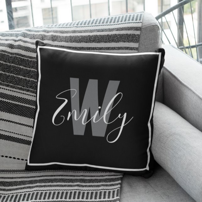 Moderne Schwarz-weiße Monogramm-Grenze Kissen (Modern Black White Monogram Border Throw Pillow)