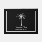 Moderne Schwarz-weiße Palmenbaume Personalisiert Fußmatte (Vorderseite)