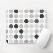 Moderne Schwarz-weiße Polka-Punkte-Mustermonogramm Mousepad (Mit Mouse)