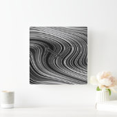 Moderne Schwarz-weiße Silver Gray Curvy Lines Quadratische Wanduhr (Zuhause)