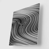 Moderne Schwarz-weiße Silver Gray Curvy Lines Quadratische Wanduhr (Winkel)