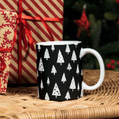 Moderne schwarz-weiße skandinavische Weihnachtsbau Tasse