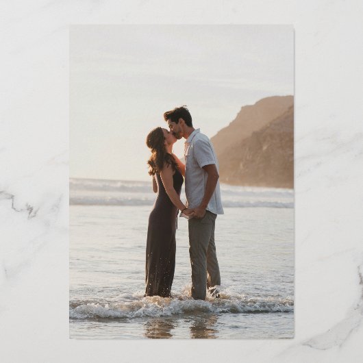 Moderne Schwarze Elegante Hochzeit Folieneinladung (Rückseite)