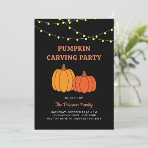 Moderne schwarze Halloween-Kürbisschnitzparty Einladung