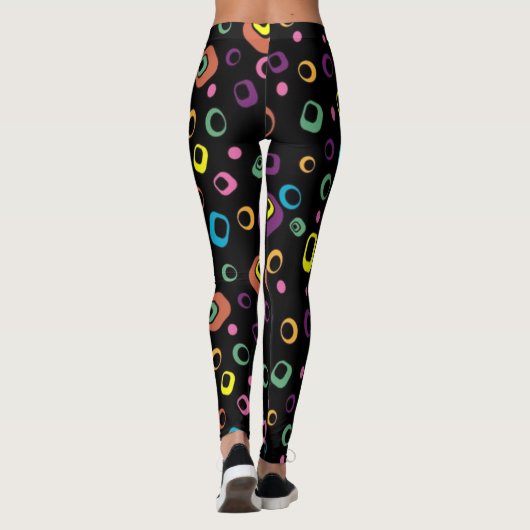 Moderne schwarze Leggings (Rückseite)