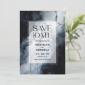 Moderne Schwarze Marmorhochzeit rettet das Datum Save The Date (Stehend Vorderseite)