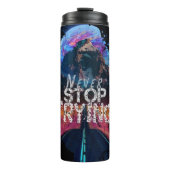 Moderne schwarze Maskuline halten niemals an zu ve Thermosbecher (Vorderseite)