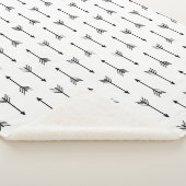 Moderne schwarze Pfeile und Weiß Sherpadecke (3/4)